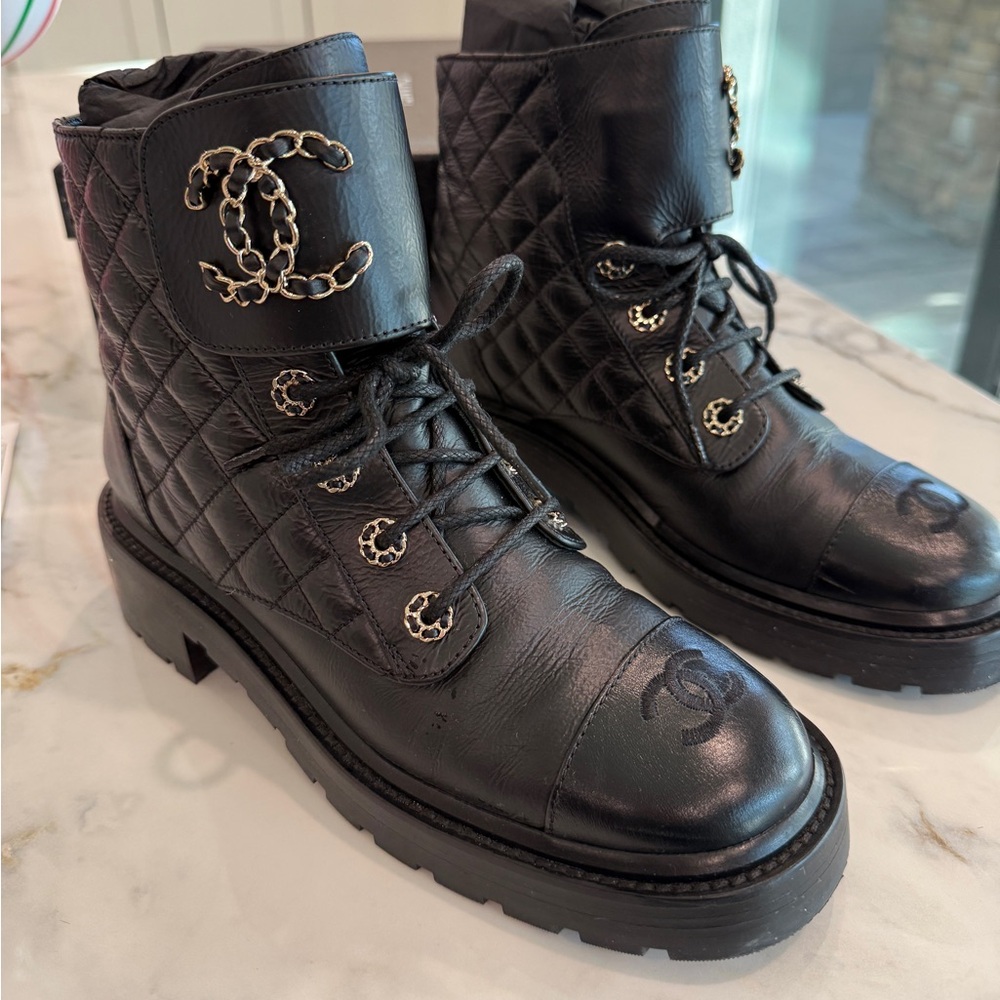 Authentic Chanel Black leather Brave combat boot Size 39